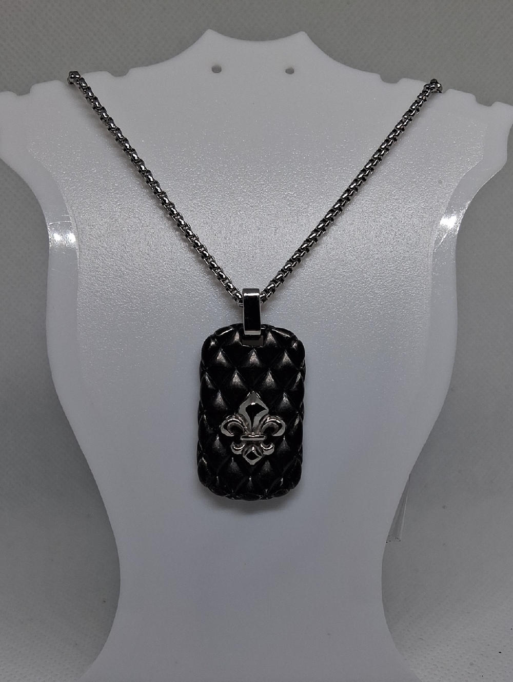 Metro Black Quilted Dog Tag Necklace with Silver Fleur-de-Lis